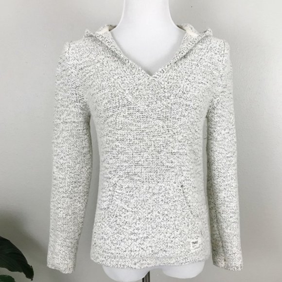 Aritzia Sweaters - TNA hooded pullover sweater Aritzia